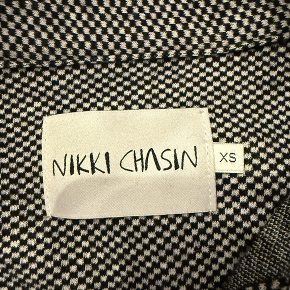Nikki Chasin Black and White Long Sleeve Shirt - Picture 3 of 3